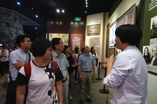 http://www.jiaodapress.com.cn/UserFiles/news_20170629144146_vtfedc.jpg